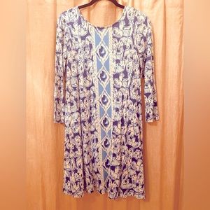 Lilly Pulitzer size large swing dress flare at the bottom long sleeve
